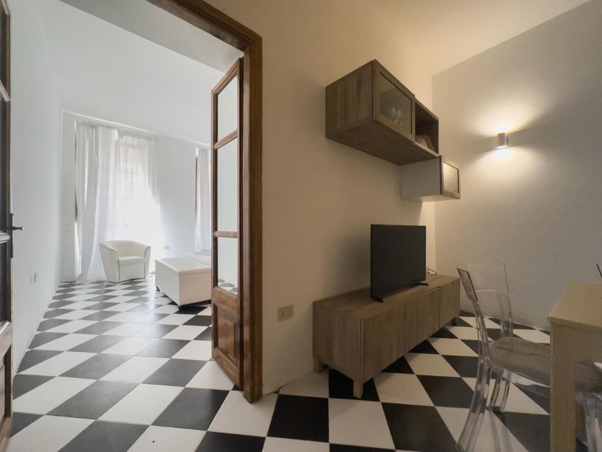 Domus Sant'Elena 2 Apartment Rome Luaran gambar