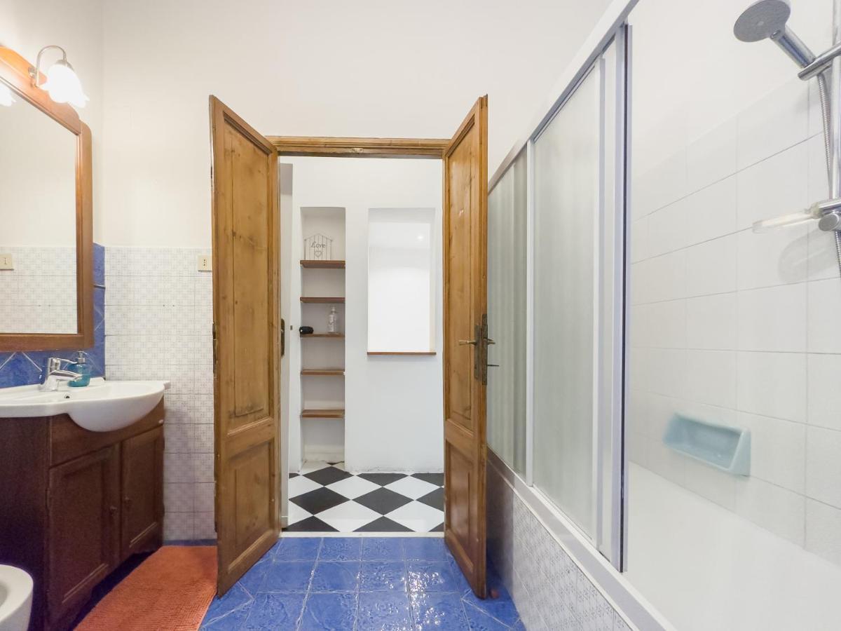 Domus Sant'Elena 2 Apartment Rome Luaran gambar