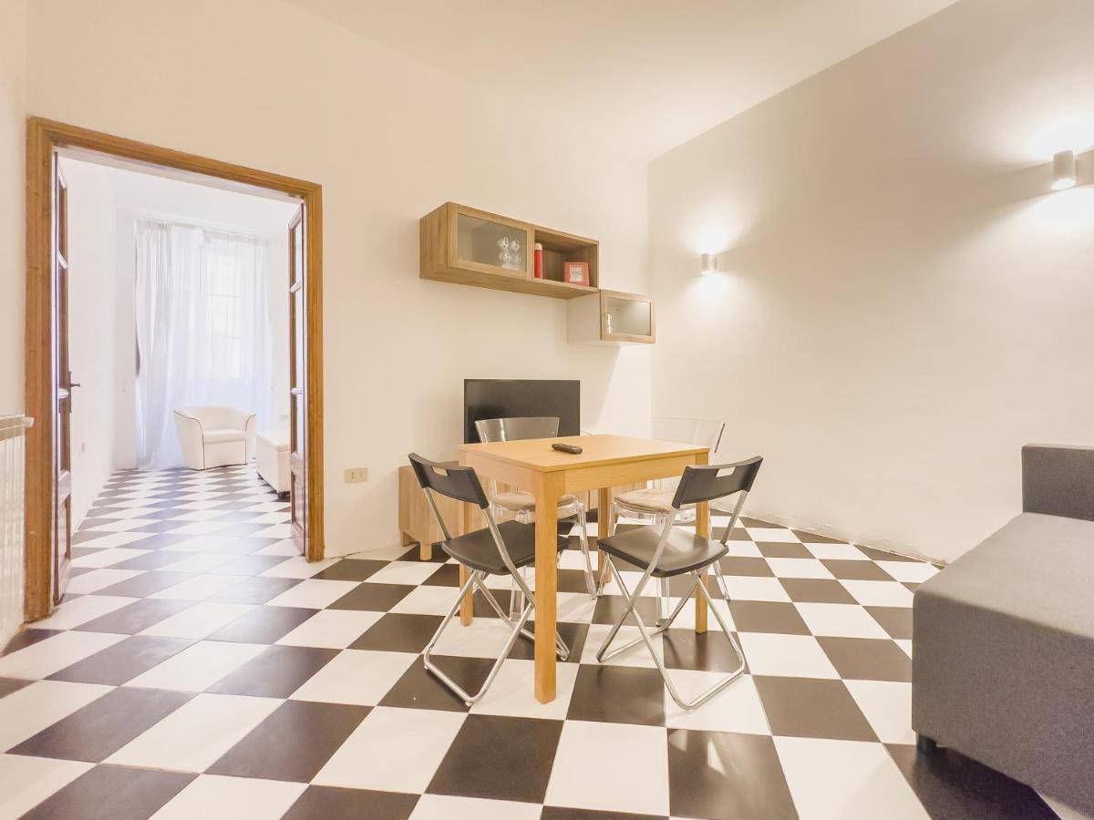 Domus Sant'Elena 2 Apartment Rome Luaran gambar