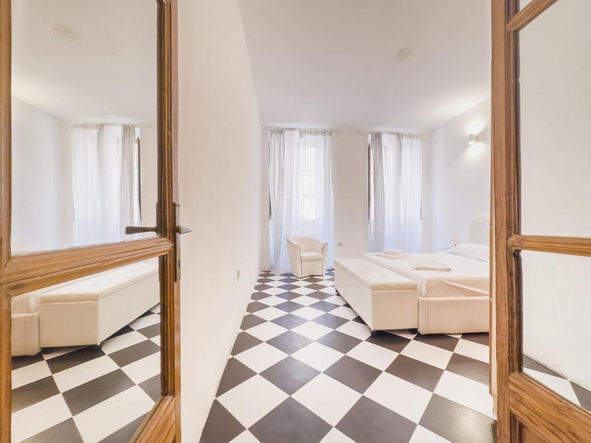 Domus Sant'Elena 2 Apartment Rome Luaran gambar