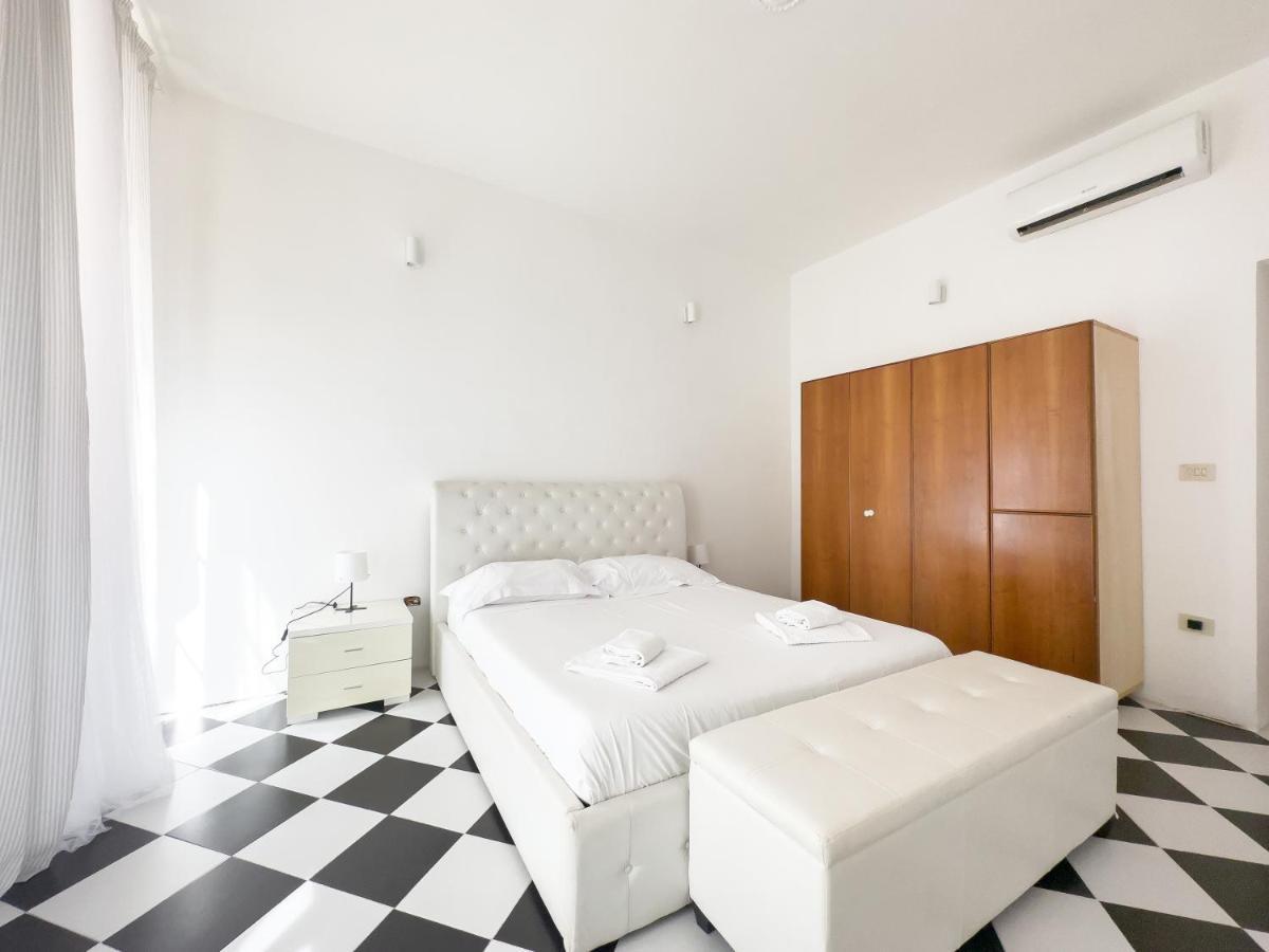 Domus Sant'Elena 2 Apartment Rome Luaran gambar